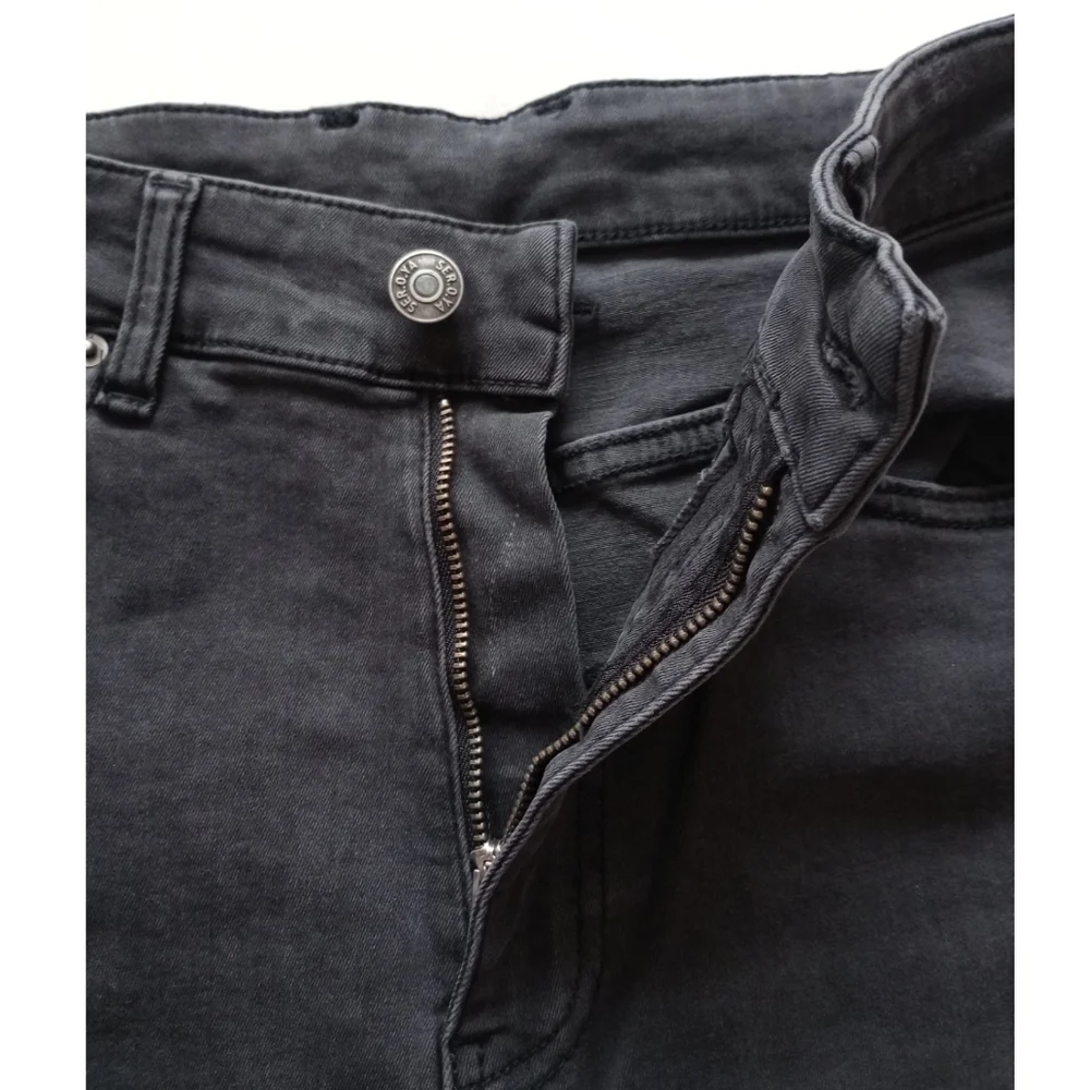 SER.O.YA▪️Maya High Rise Black Raw Hem Skinny Jean